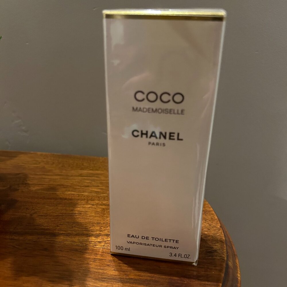 CHANEL COCO Mademoiselle Eau De Toilette Spray 3.4 oz.